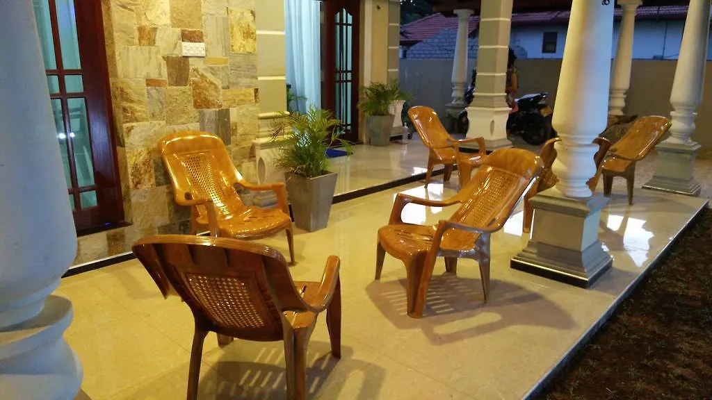 Pridiwon Beach Residence Negombo Homestay szállás