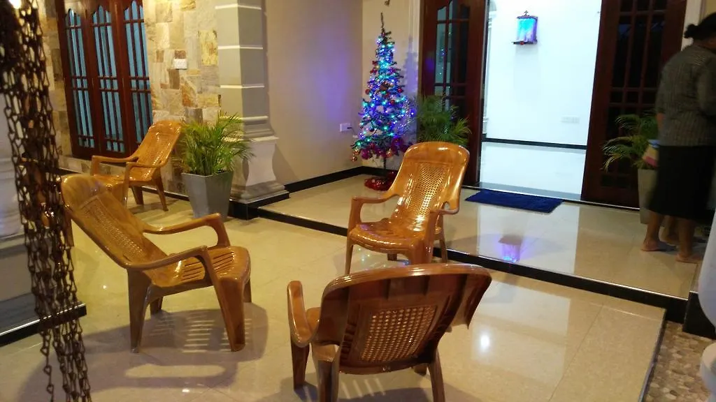 Pridiwon Beach Residence Νεγκόμπο Δωμάτια σε οικογενειακή κατοικία
